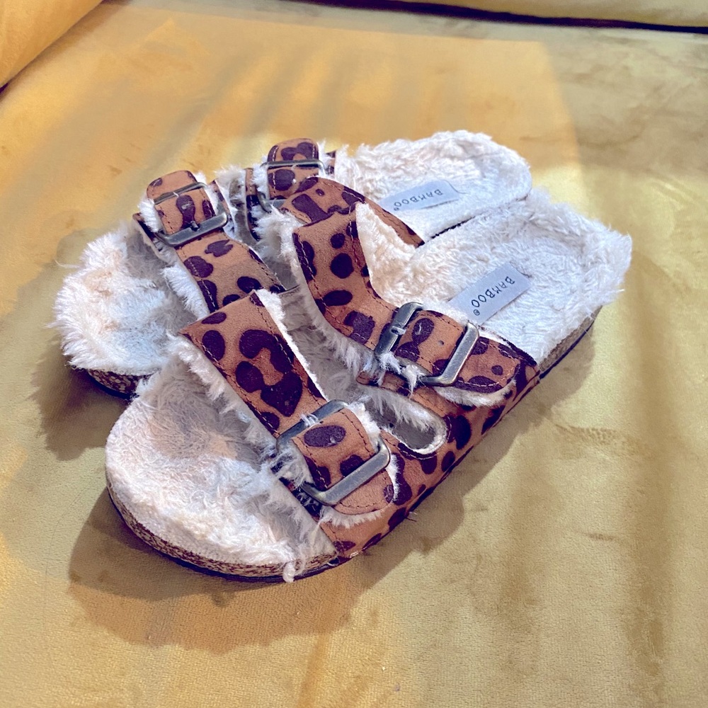 Faux fur lined sandals